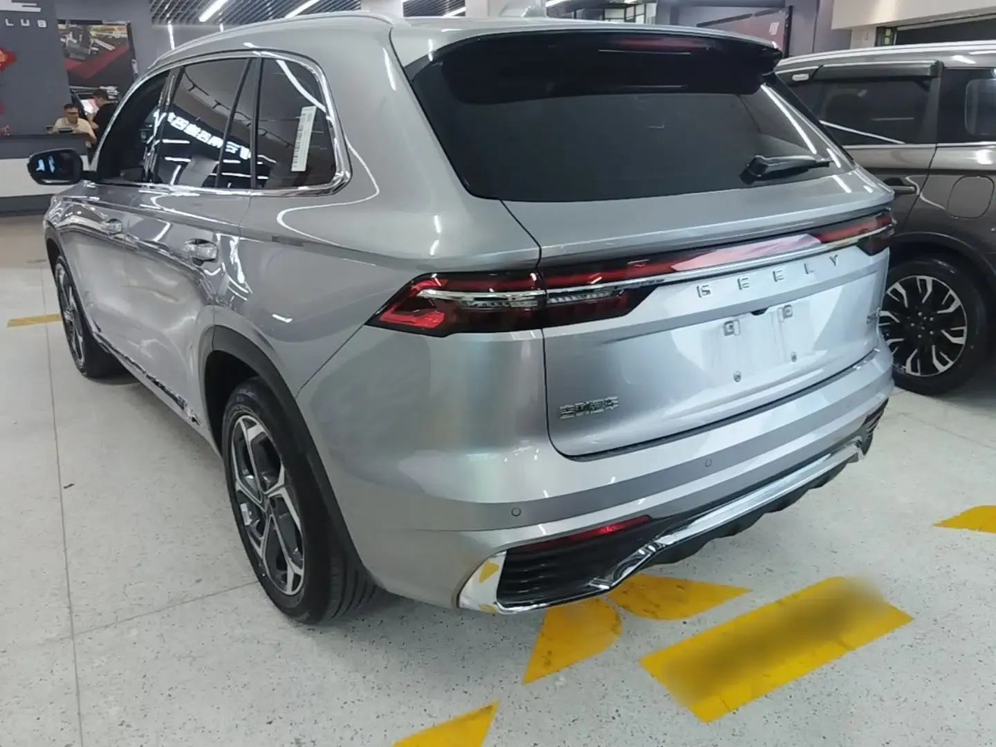Geely Auto Monjaro L 2021 2.0TD DCT EVO Two-Wheel Drive Prestige Version — миниатюра 4