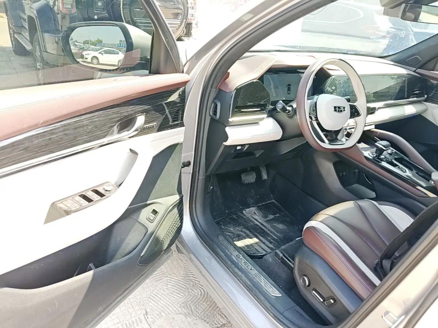 Geely Auto Monjaro L 2021 2.0TD DCT EVO Two-Wheel Drive Prestige Version — миниатюра 23