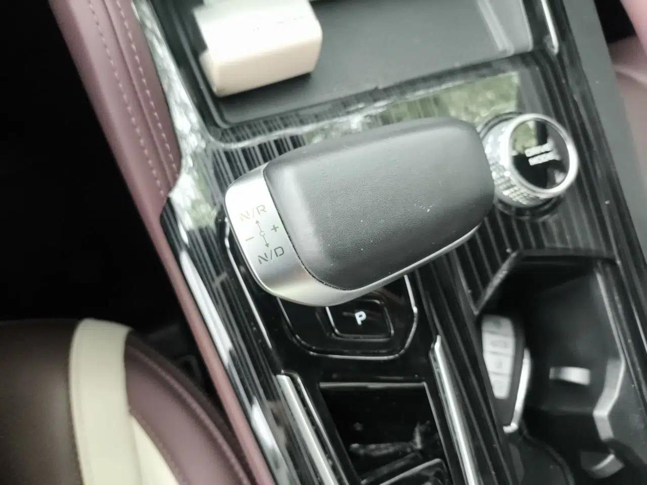Geely Auto Monjaro L 2021 2.0TD DCT EVO Two-Wheel Drive Prestige Version — миниатюра 14