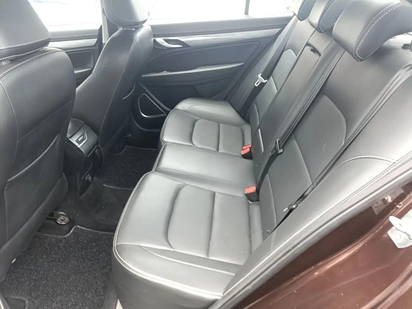 Geely Auto Emgrand 2019 Leading Edition 1.5L Manual Luxury Model China VI Standard — миниатюра 20