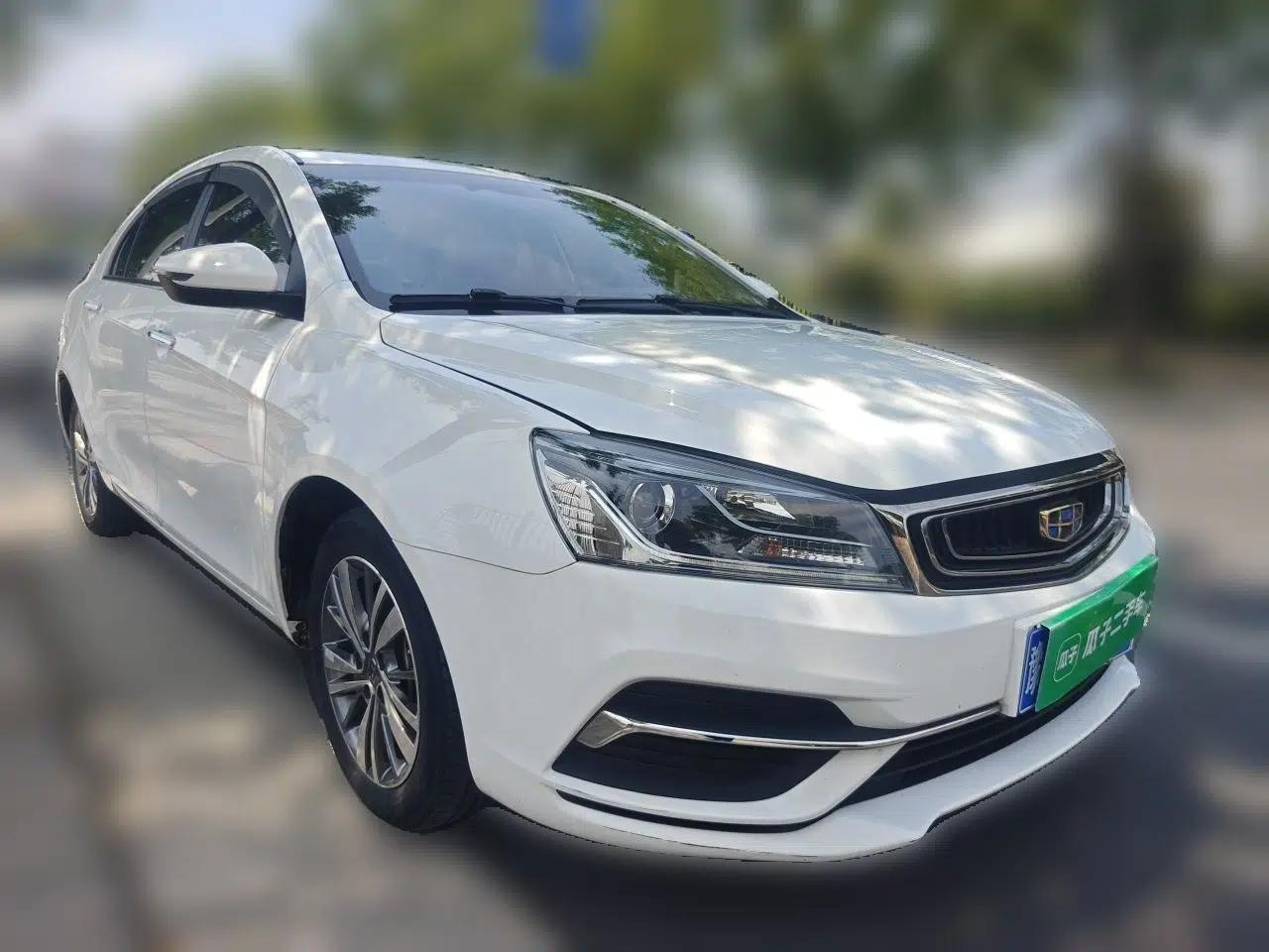 Geely Auto Emgrand 2018 1.5L CVT Upward Connect Edition — миниатюра 3