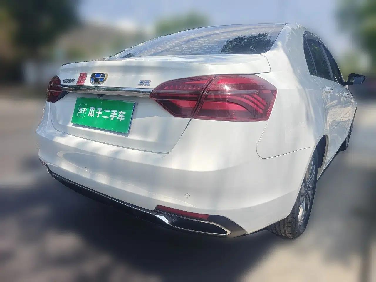 Geely Auto Emgrand 2018 1.5L CVT Upward Connect Edition — миниатюра 6