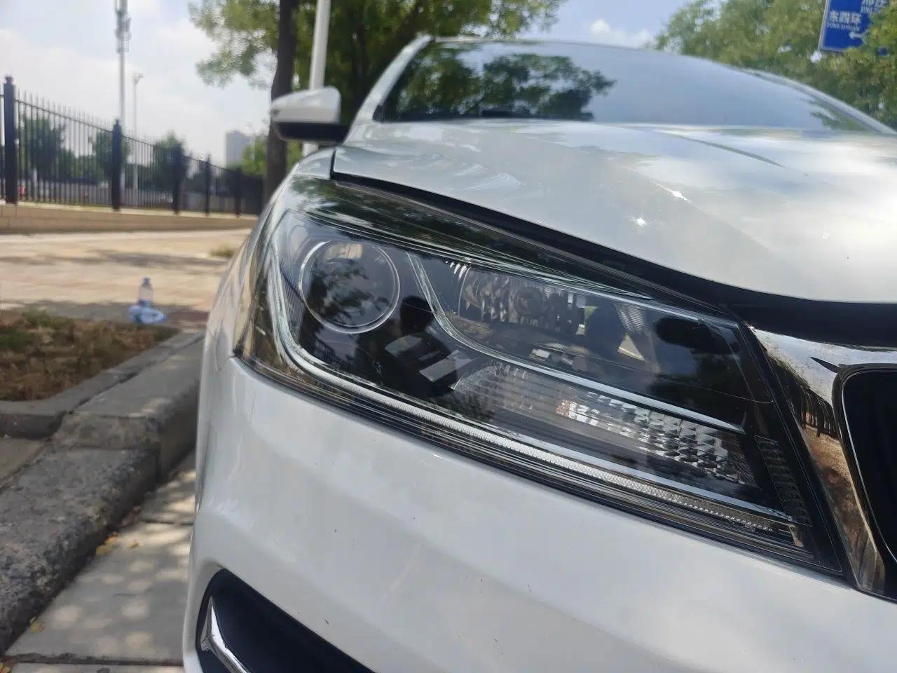 Geely Auto Emgrand 2018 1.5L CVT Upward Connect Edition — миниатюра 7