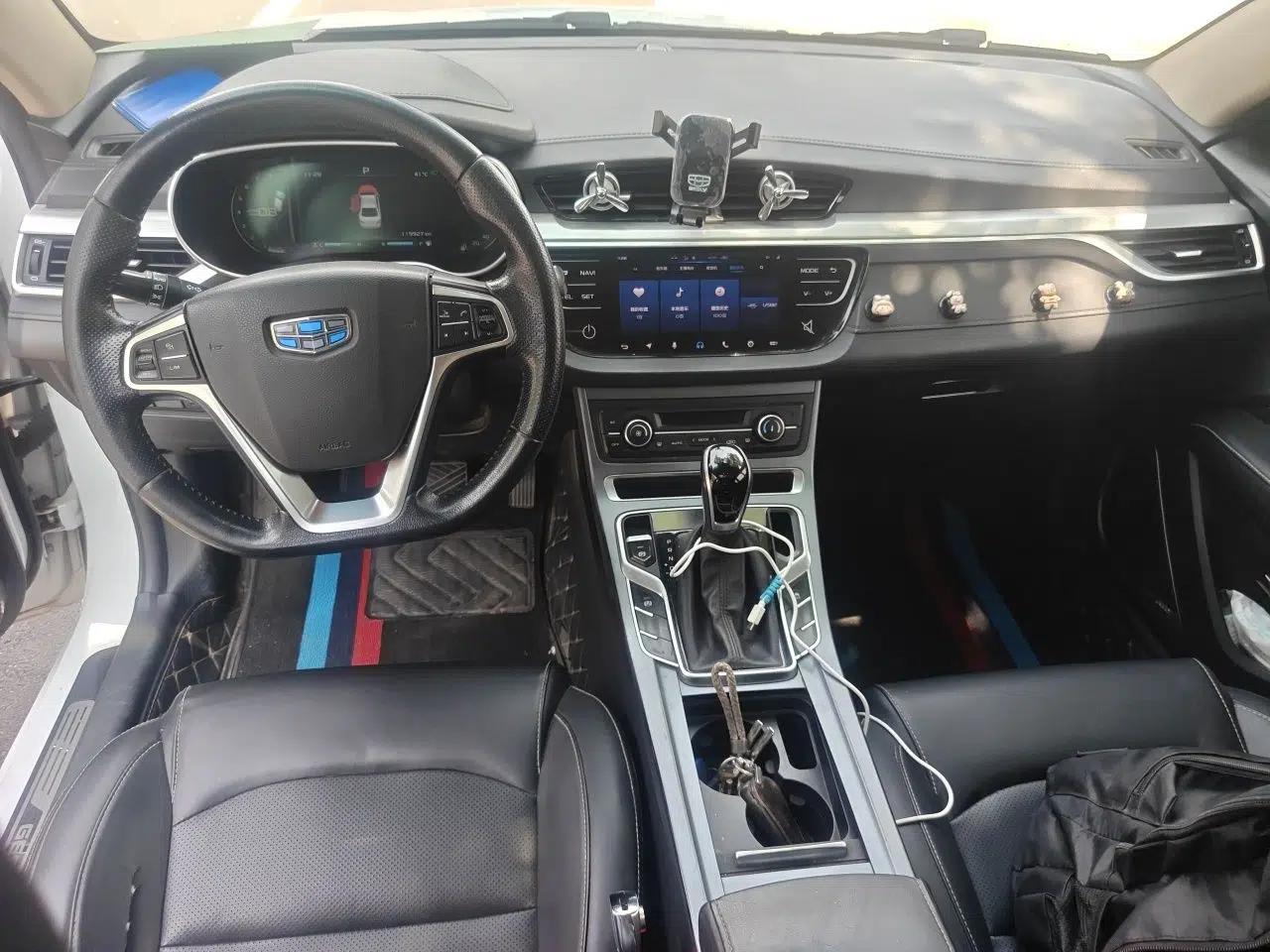 Geely Auto Emgrand 2018 1.5L CVT Upward Connect Edition — миниатюра 9
