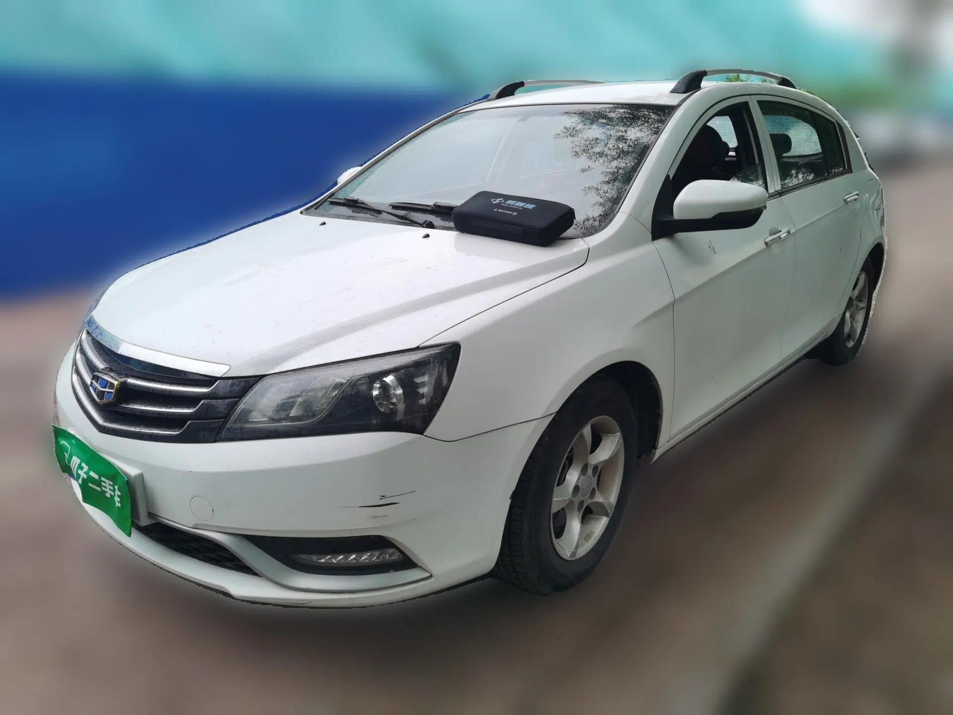 Geely Auto Emgrand 2014 Hatchback 1.5L Manual Fashion Edition — миниатюра 1
