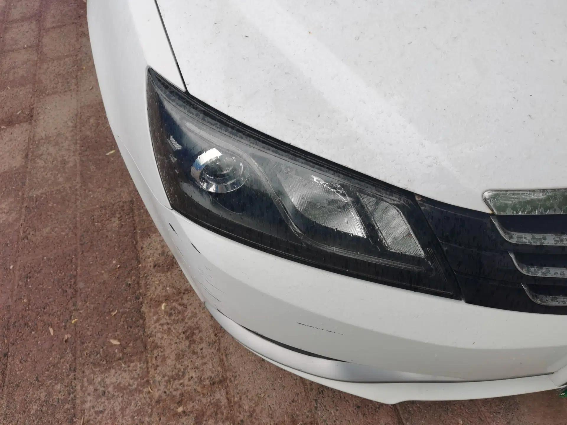Geely Auto Emgrand 2014 Hatchback 1.5L Manual Fashion Edition — миниатюра 7