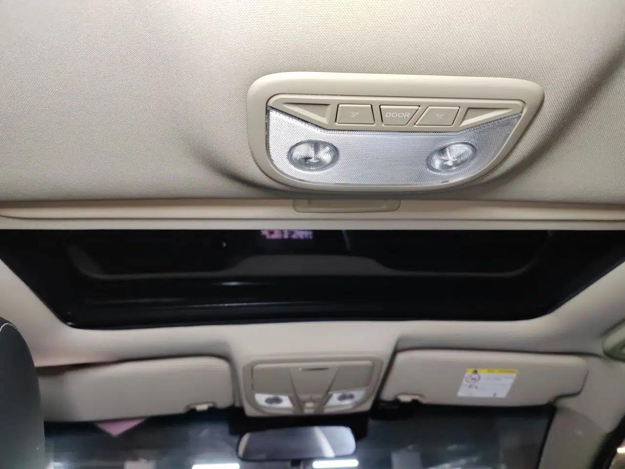 Geely Auto Emgrand 2016 Sedan 1.5L Manual Upward Edition — миниатюра 15