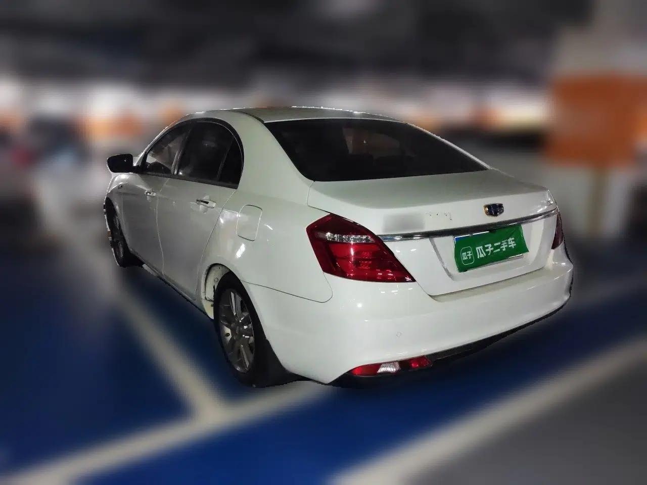 Geely Auto Emgrand 2016 Sedan 1.5L Manual Upward Edition — миниатюра 4