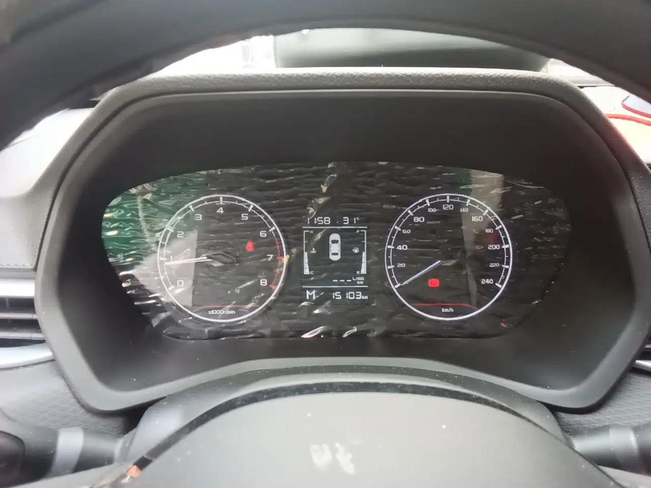 Geely Auto Emgrand 2025 4th Generation 1.5L Manual - Starry Edition — миниатюра 11