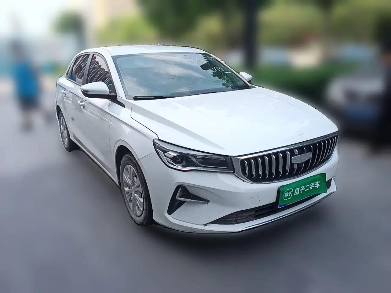Geely Auto Emgrand 2025 4th Generation 1.5L Manual - Starry Edition — миниатюра 3
