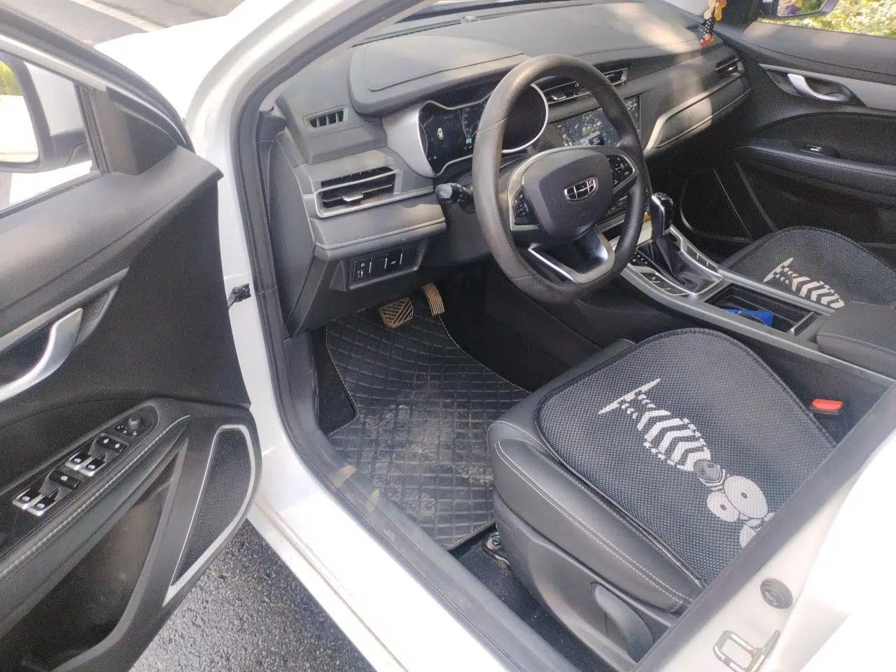 Geely Auto Emgrand 2021 UP 1.5L CVT Luxury Model — миниатюра 16