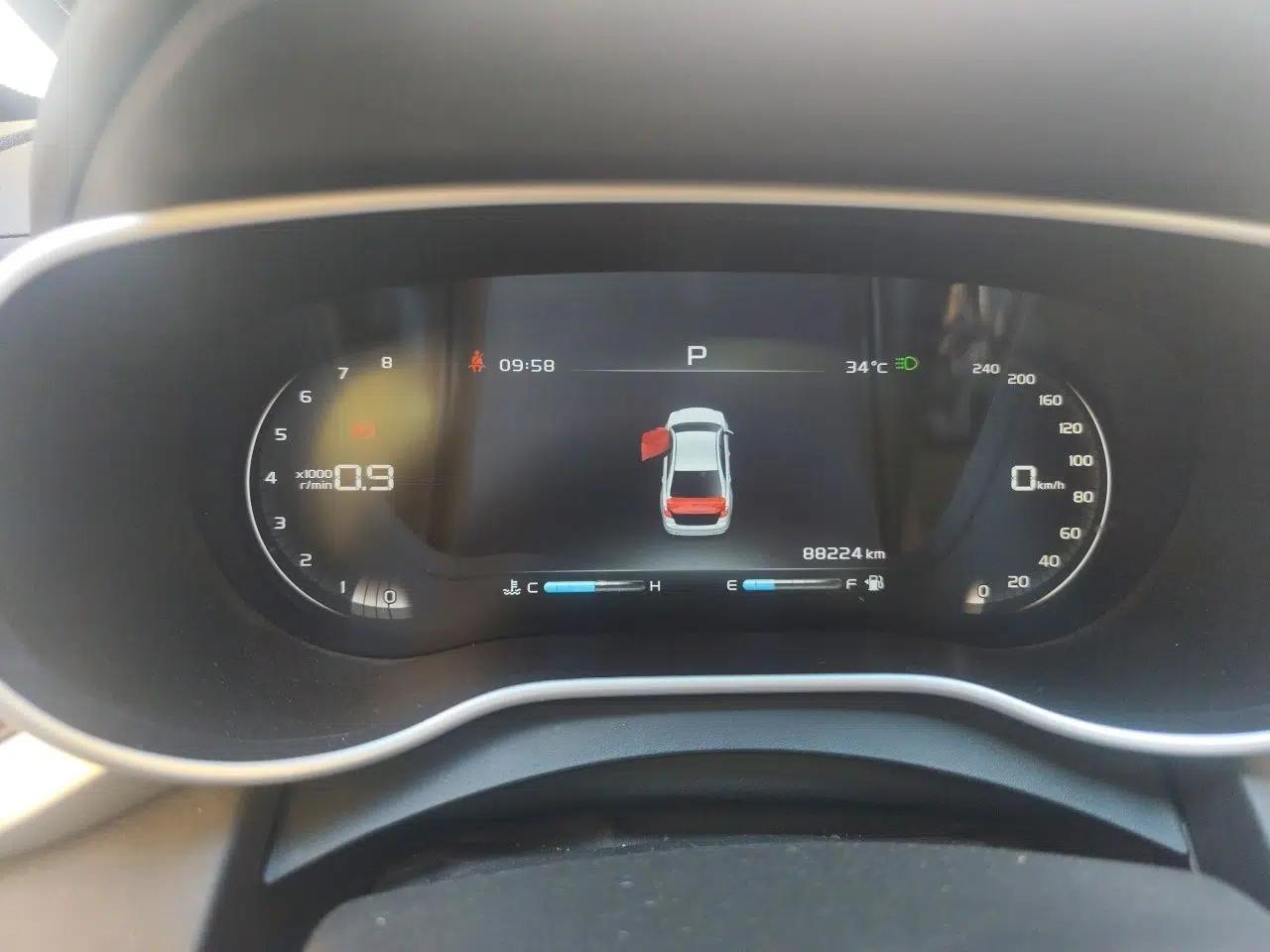 Geely Auto Emgrand 2018 1.5L CVT Upward Connect Edition — миниатюра 11