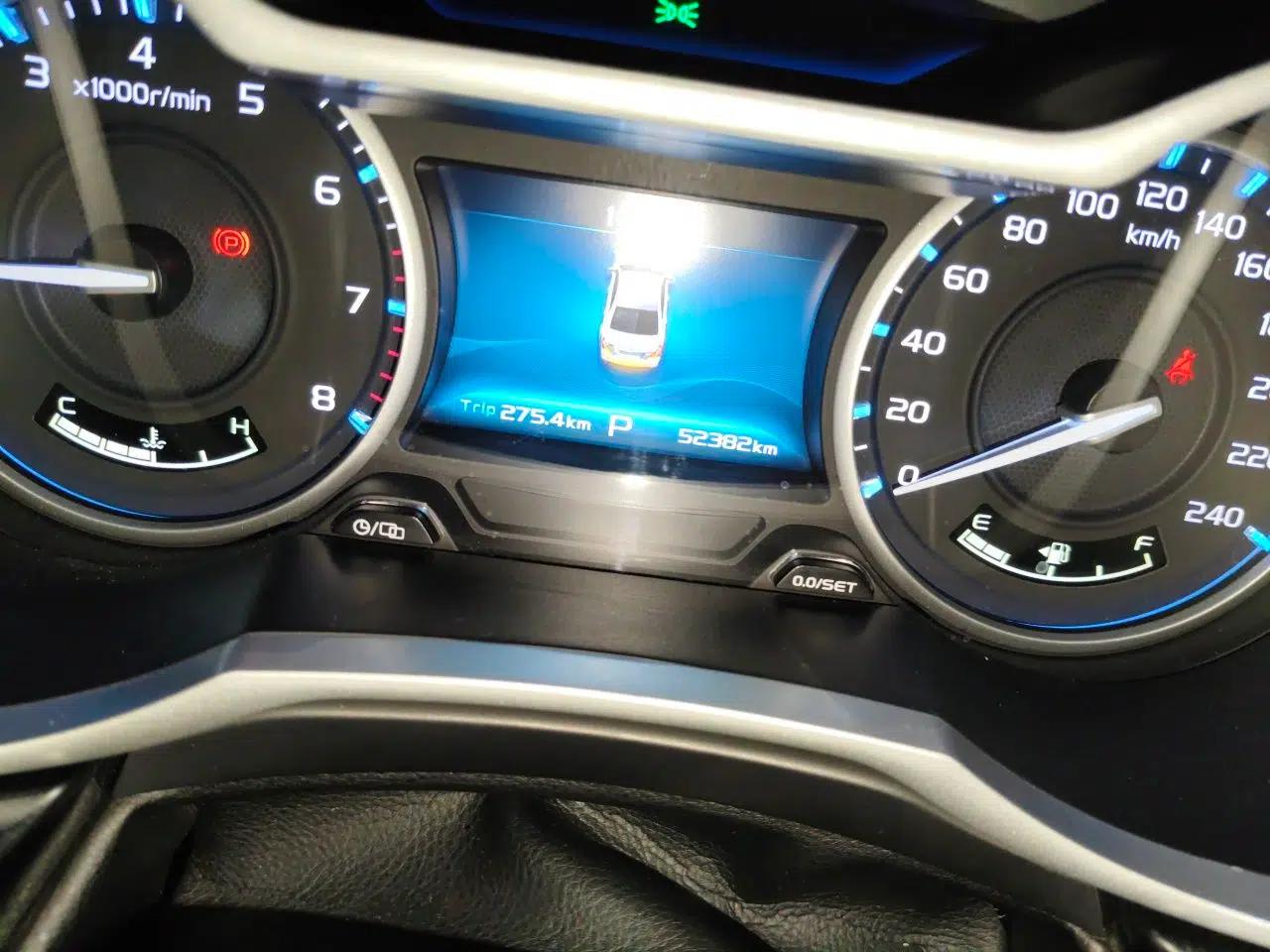 Geely Auto Emgrand 2017 Sedan Million Edition 1.5L CVT Upward Version — миниатюра 12