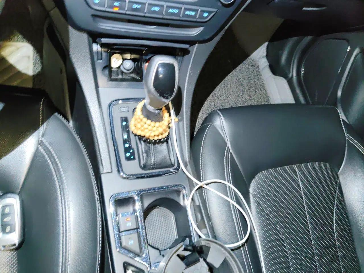 Geely Auto Emgrand 2017 Sedan Million Edition 1.5L CVT Upward Version — миниатюра 14