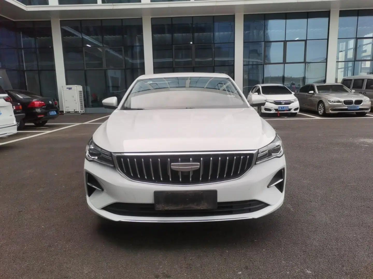 Geely Auto Emgrand 2026 Model 4th Generation 4 Millionth Anniversary Edition 1.5L CVT Feiyue Edition — миниатюра 2