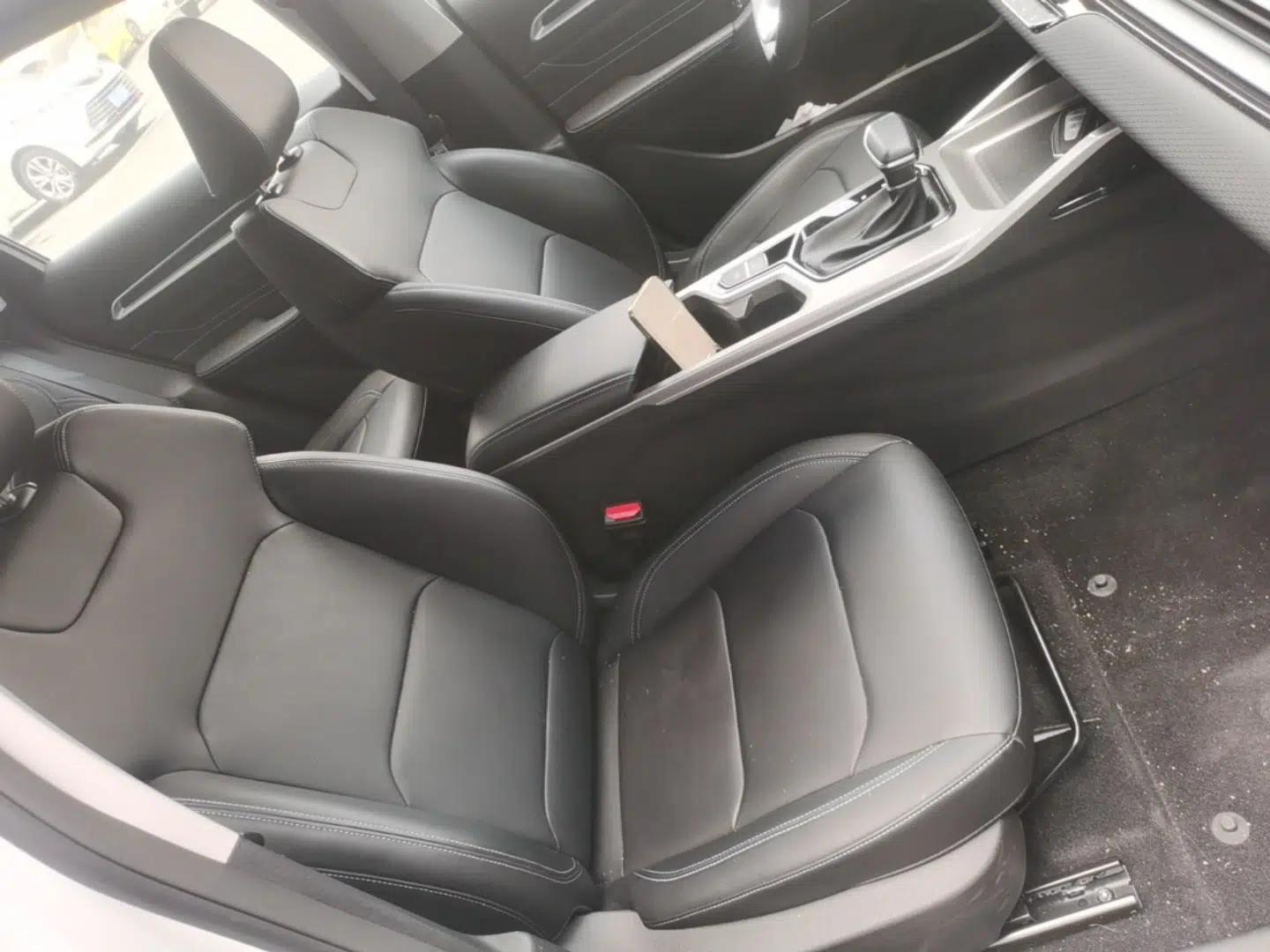 Geely Auto Emgrand 2026 Model 4th Generation 4 Millionth Anniversary Edition 1.5L CVT Feiyue Edition — миниатюра 19