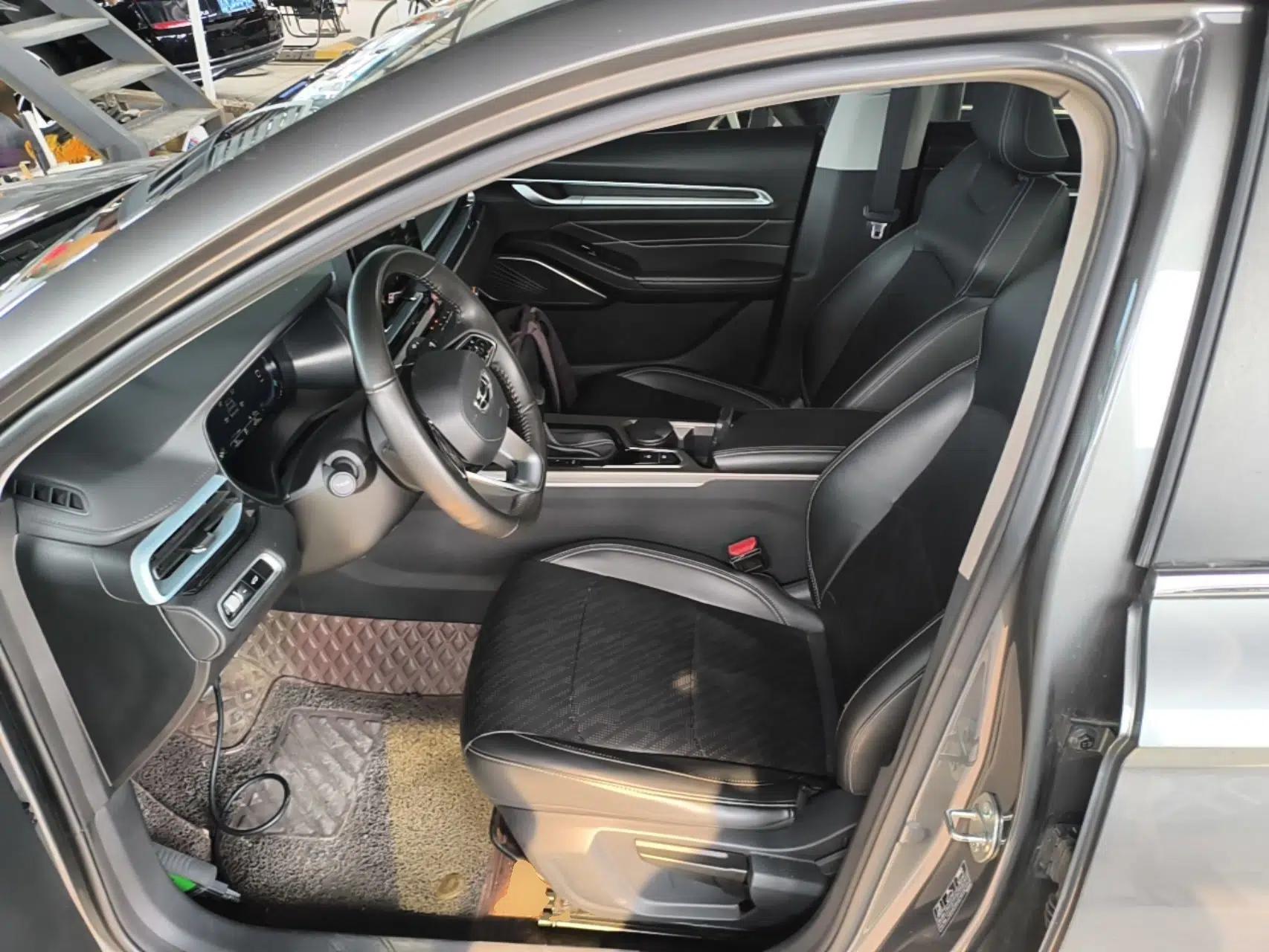 Geely Auto Emgrand 2022 4th Generation 1.5L CVT Luxury Model — миниатюра 17