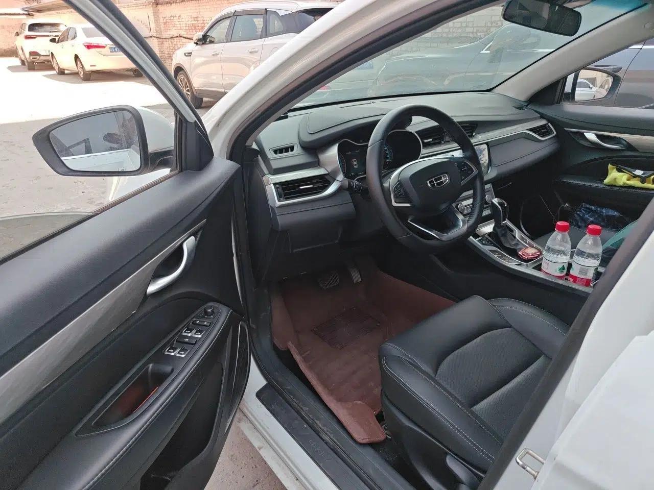 Geely Auto Emgrand 2019 Leading Edition 1.5L CVT Luxury Model China VI Standard — миниатюра 16