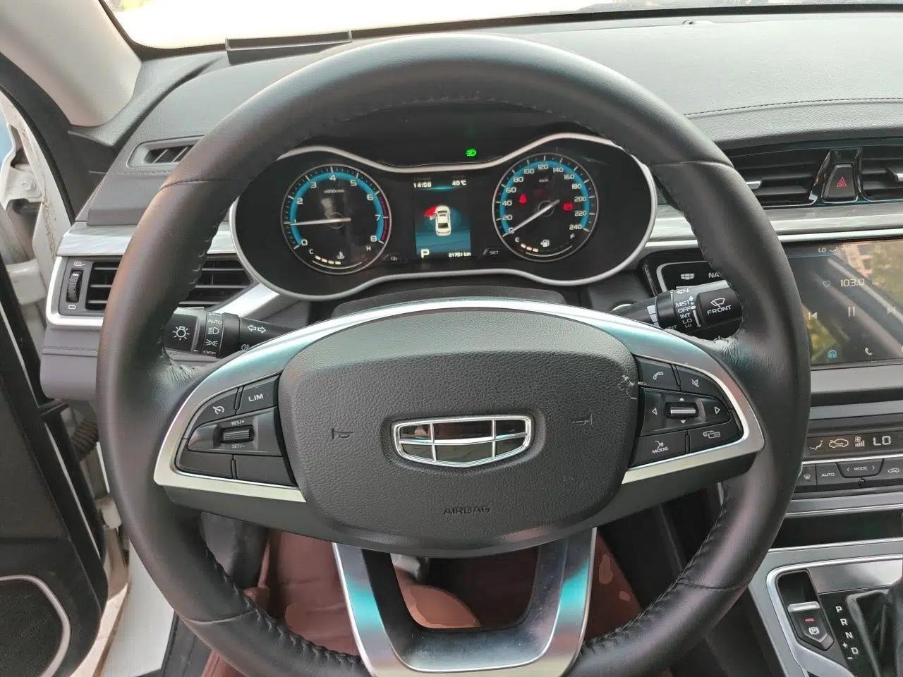 Geely Auto Emgrand 2019 Leading Edition 1.5L CVT Luxury Model China VI Standard — миниатюра 10