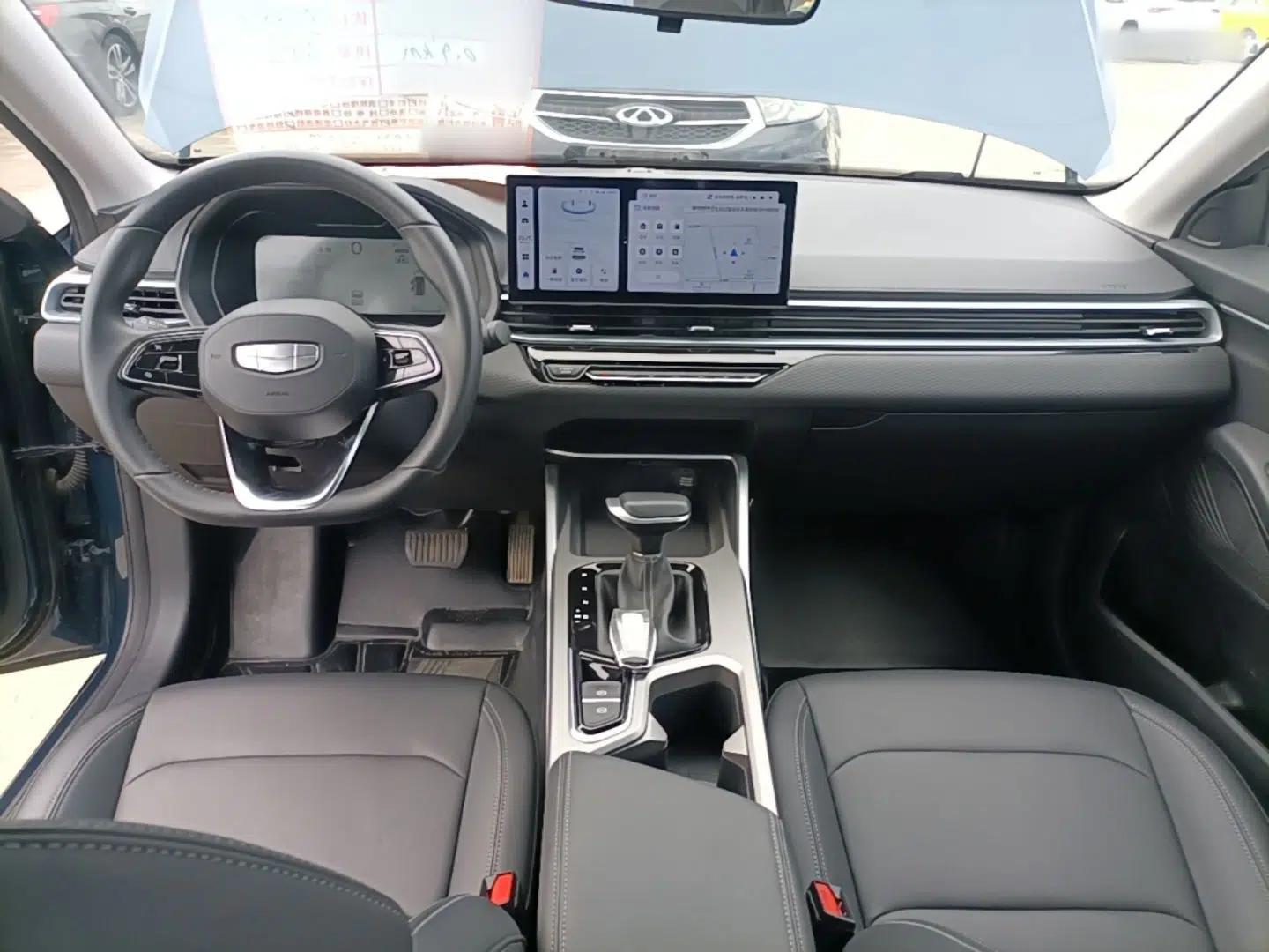Geely Auto Emgrand 2026 Model 4th Generation 4 Millionth Anniversary Edition 1.5L CVT Feiyue Edition — миниатюра 12