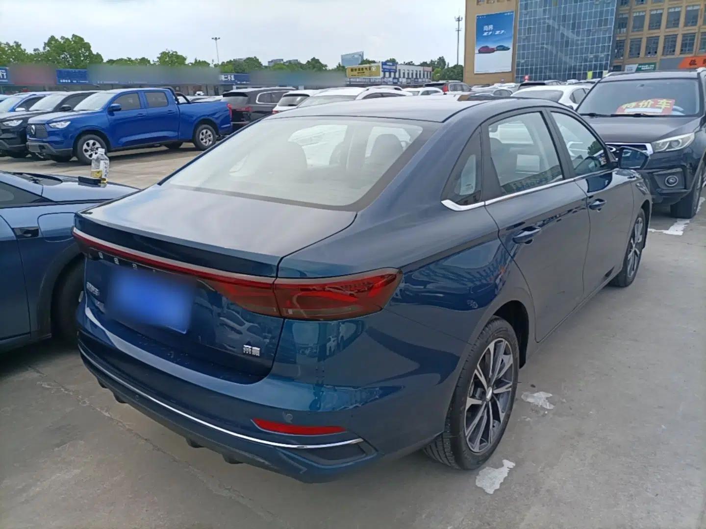 Geely Auto Emgrand 2026 Model 4th Generation 4 Millionth Anniversary Edition 1.5L CVT Feiyue Edition — миниатюра 6