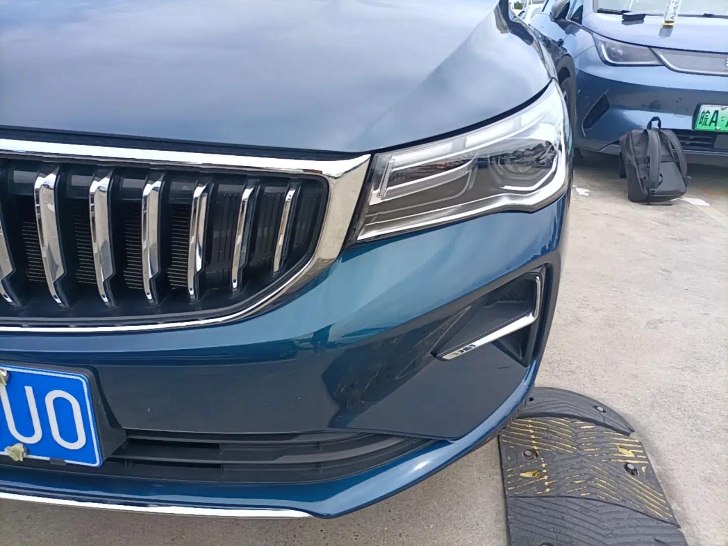 Geely Auto Emgrand 2026 Model 4th Generation 4 Millionth Anniversary Edition 1.5L CVT Feiyue Edition — миниатюра 8