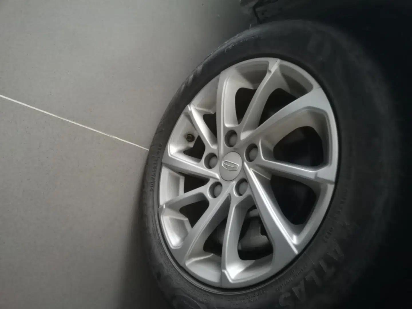 Geely Auto Emgrand 2021 UP 1.5L CVT Luxury Model — миниатюра 10