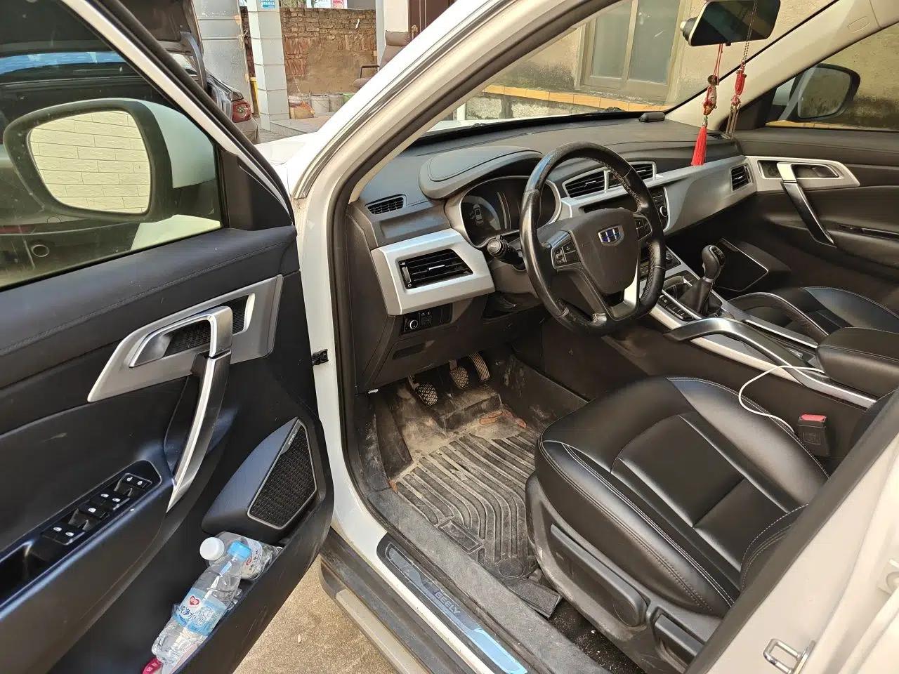 Geely Auto Emgrand X7 Sport 2016 2.0L Manual Smart Connect Version — миниатюра 16