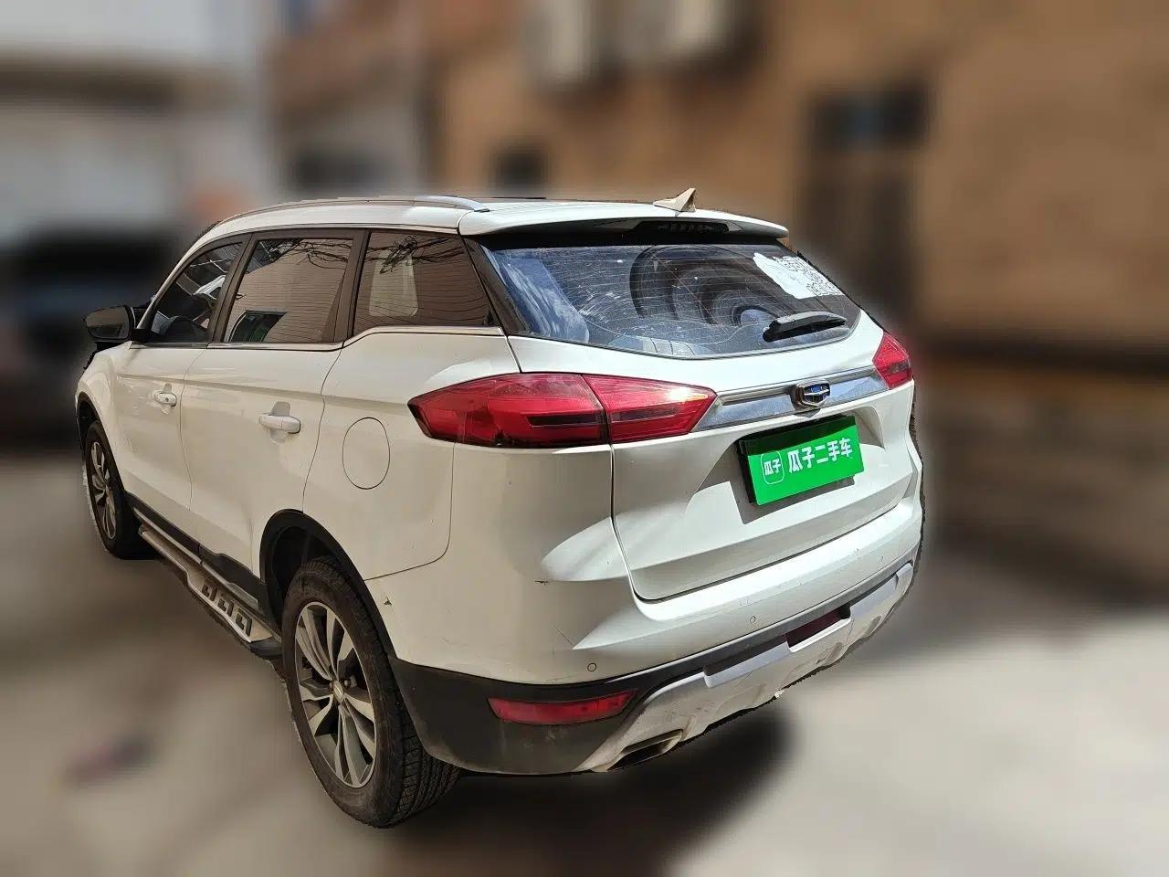 Geely Auto Emgrand X7 Sport 2016 2.0L Manual Smart Connect Version — миниатюра 4
