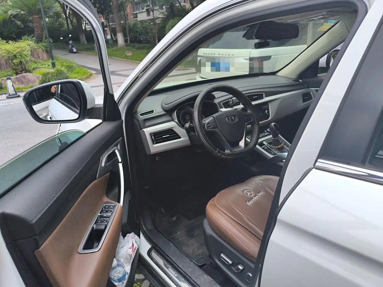 Geely Auto Emgrand X7 Sport 2016 1.8TD Automatic ZhiZun Version — миниатюра 16