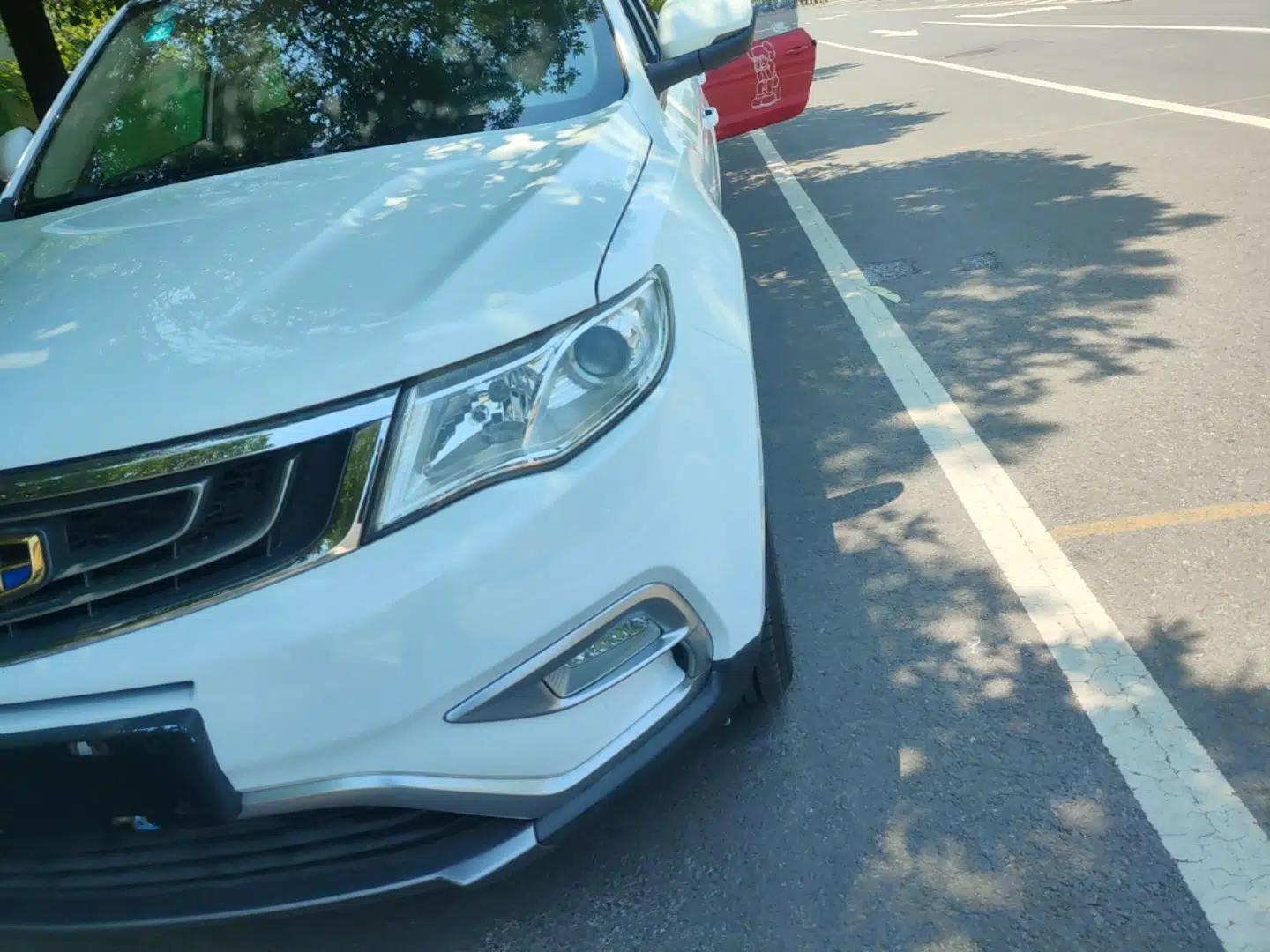 Geely Auto Emgrand X7 Sport 2016 1.8TD Automatic Smart Connectivity Version — миниатюра 8