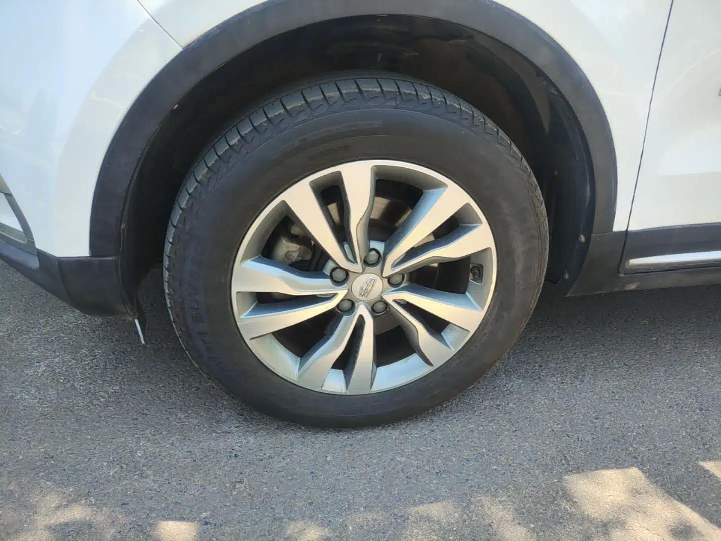Geely Auto Emgrand X7 Sport 2016 1.8TD Automatic Smart Connectivity Version — миниатюра 10