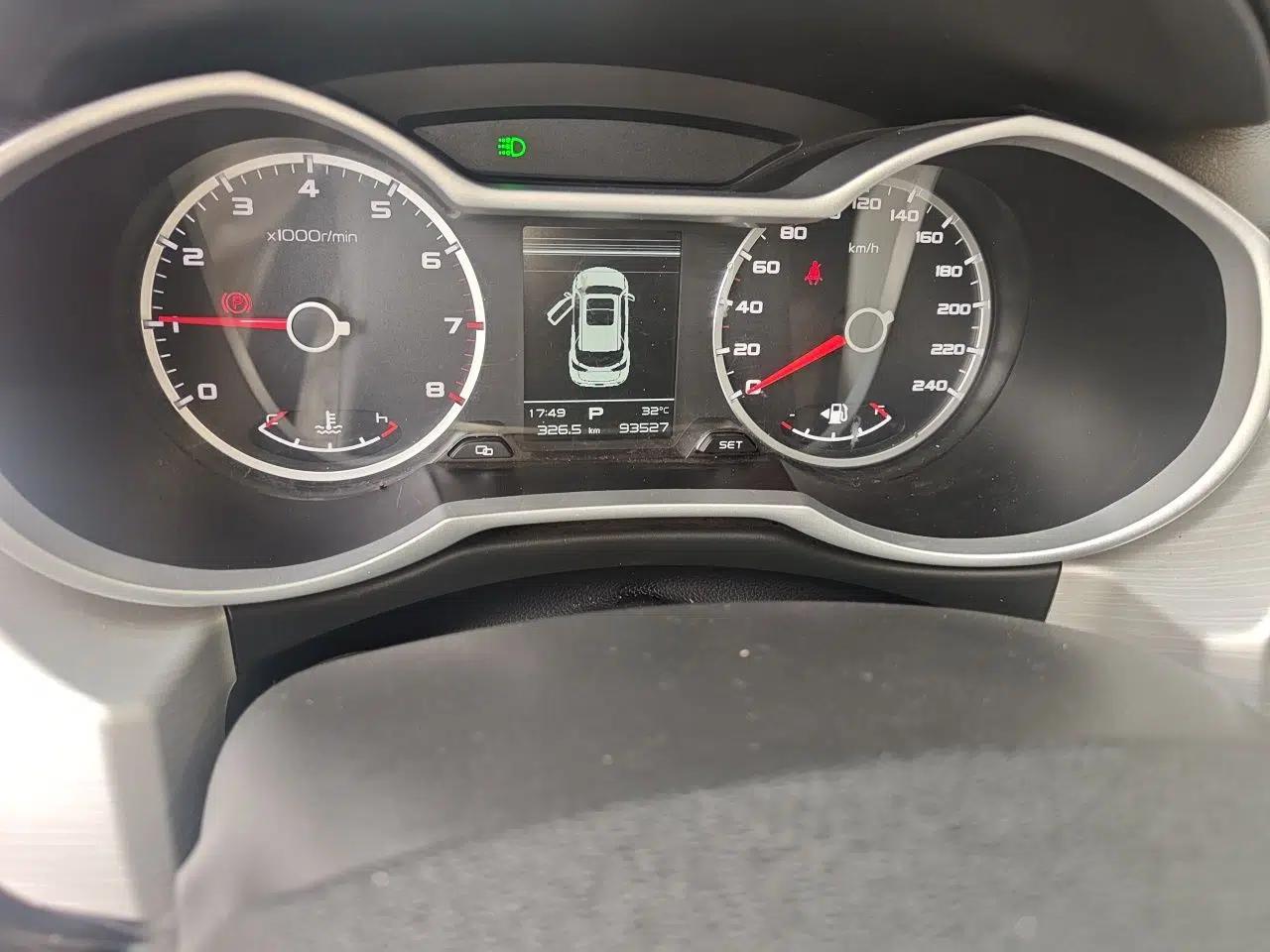 Geely Auto Emgrand X7 Sport 2018 1.8TD Automatic Two-Wheel Drive Zhiya Model — миниатюра 12