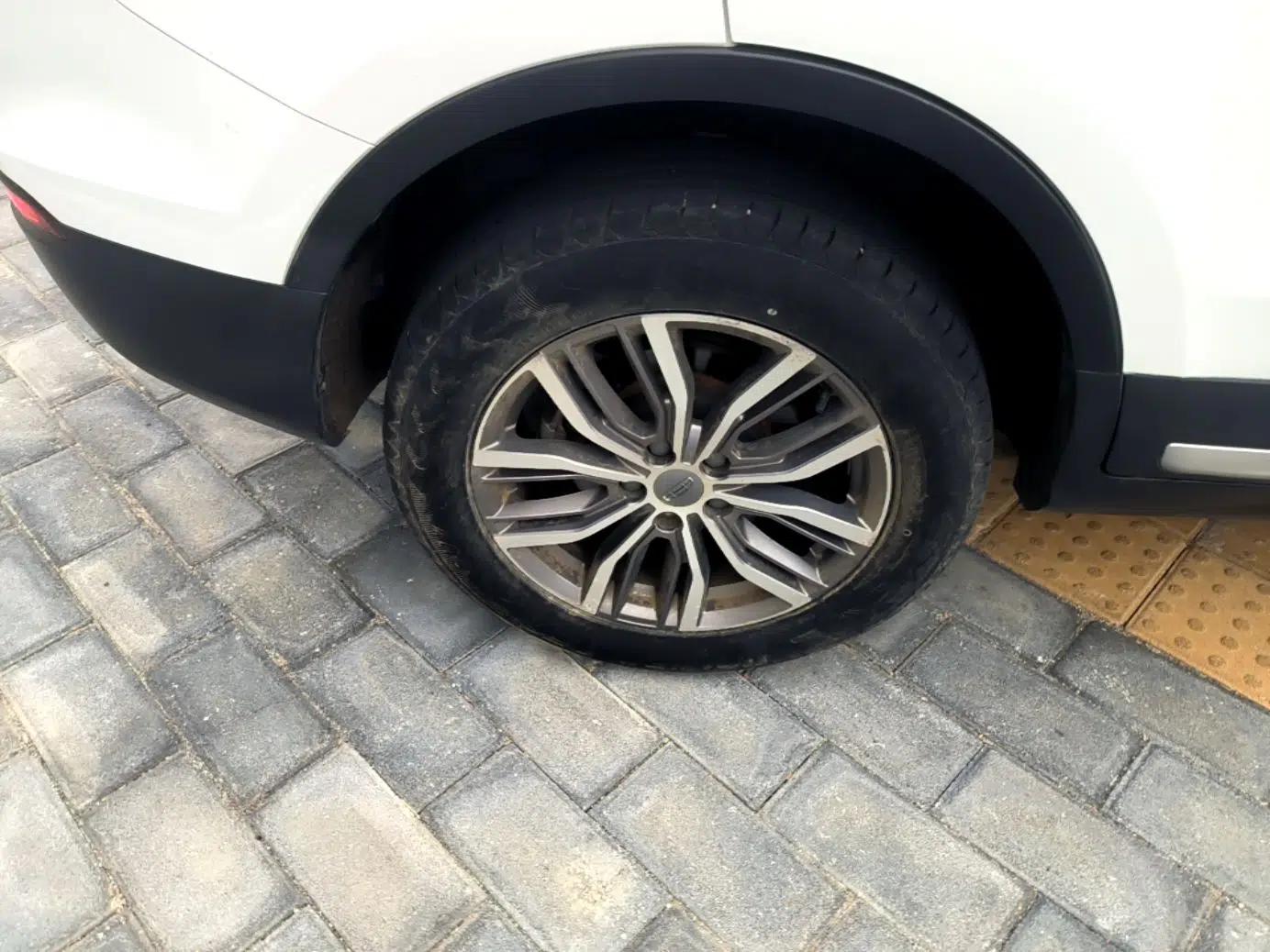 Geely Auto Emgrand X7 Sport 2020 1.8TD DCT Smart Connect PRO — миниатюра 11