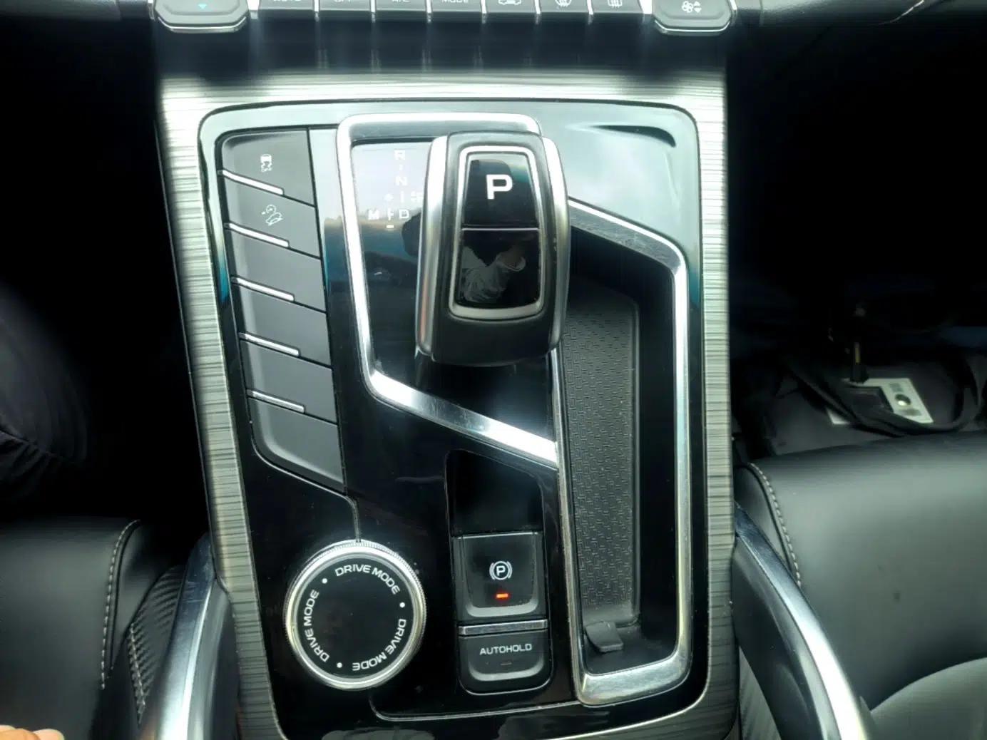 Geely Auto Emgrand X7 Sport 2020 1.8TD DCT Smart Connect PRO — миниатюра 16