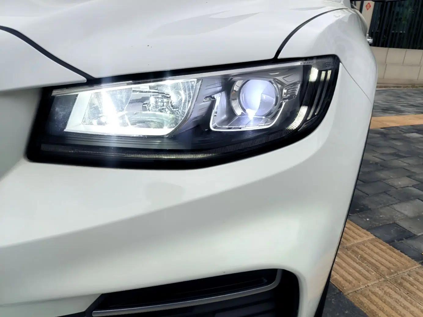 Geely Auto Emgrand X7 Sport 2020 1.8TD DCT Smart Connect PRO — миниатюра 8