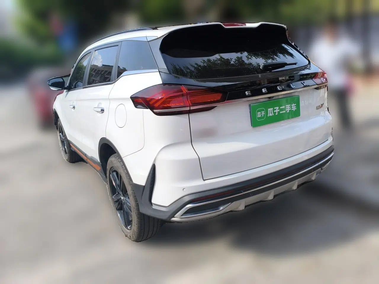 Geely Auto Emgrand X7 Sport 2022 Boyue X 1.8TD DCT ZhiZun Edition — миниатюра 4