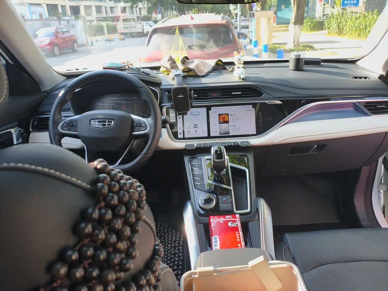Geely Auto Emgrand X7 Sport 2022 Boyue X 1.8TD DCT ZhiZun Edition — миниатюра 9