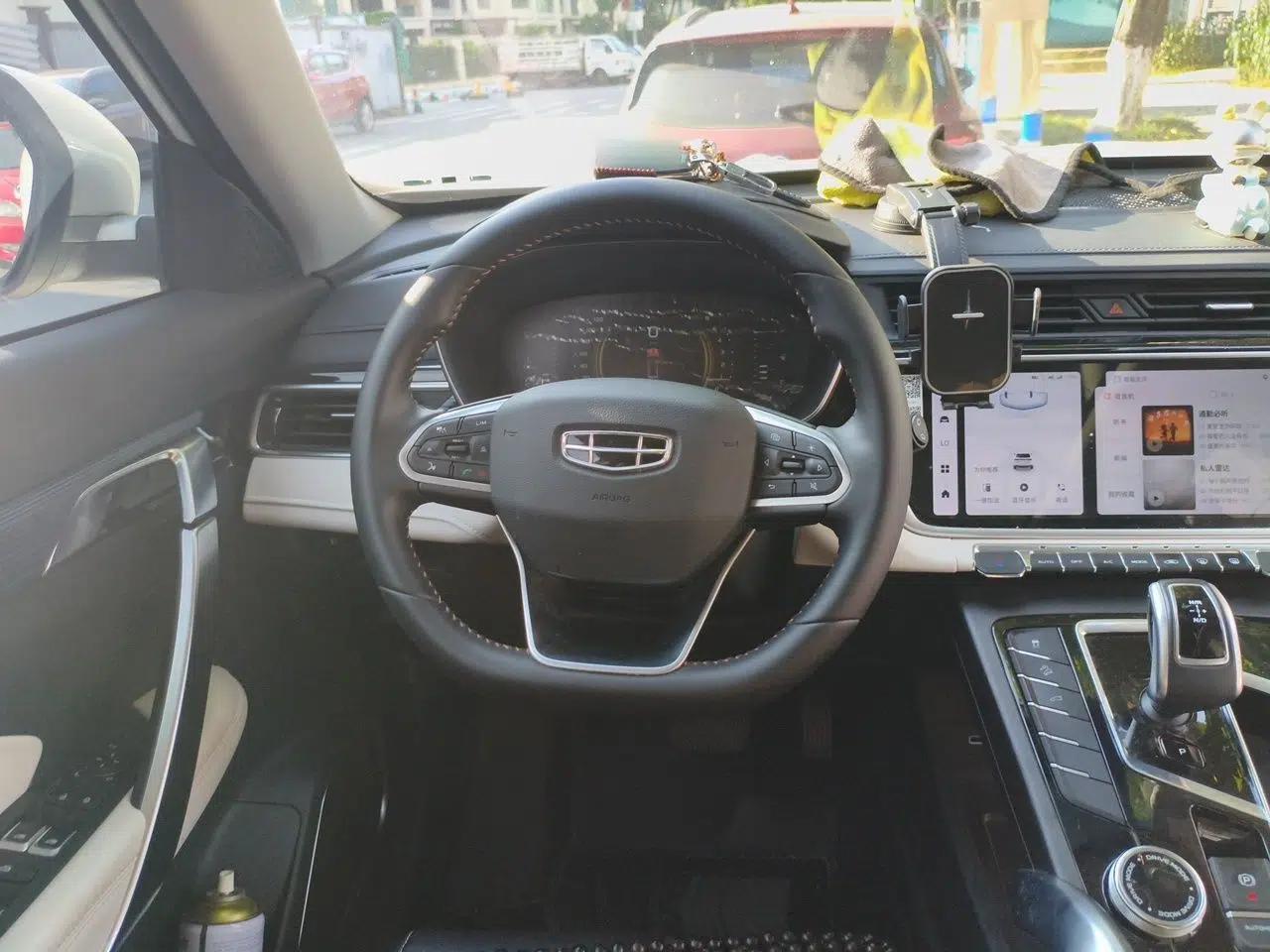 Geely Auto Emgrand X7 Sport 2022 Boyue X 1.8TD DCT ZhiZun Edition — миниатюра 10