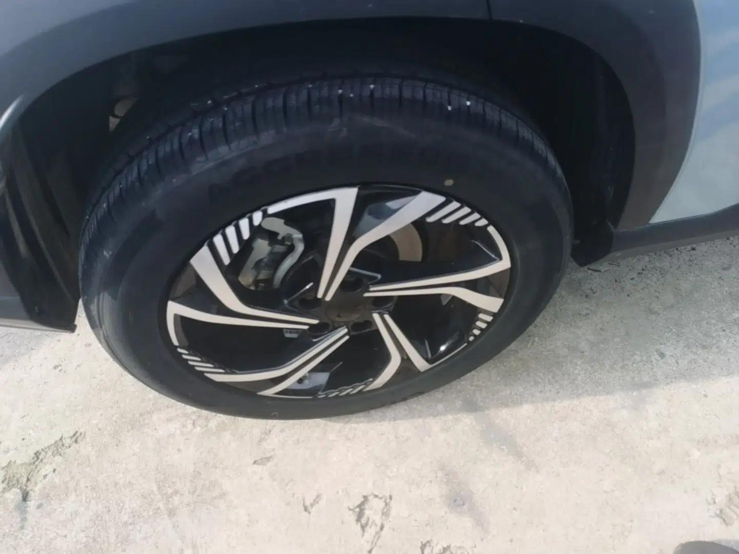 Geely Auto Emgrand X7 Sport 2023 Boyue COOL 1.5TD Smart Connect+ — миниатюра 16