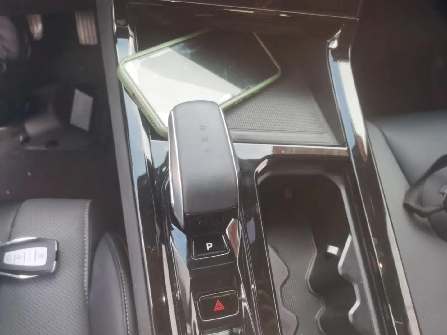 Geely Auto Emgrand X7 Sport 2023 Boyue COOL 1.5TD Smart Connect+ — миниатюра 21