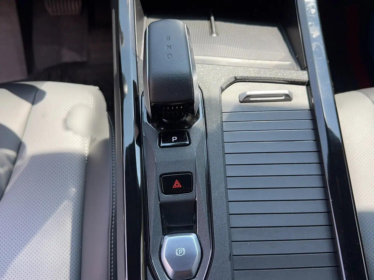 Geely Auto Emgrand X7 Sport 2023 Boyue COOL 1.5TD Friend Edition — миниатюра 11