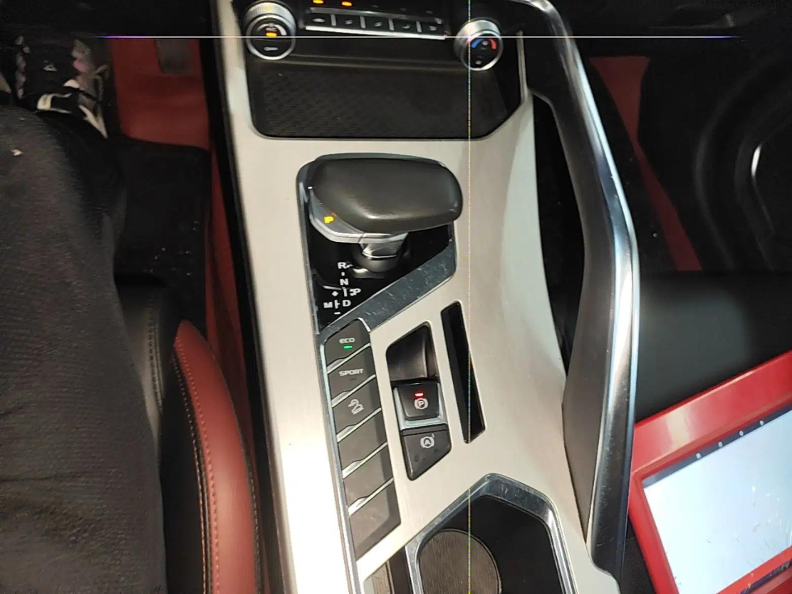 Geely Auto Coolray 2021 1.4T DCT Diamond Edition — миниатюра 21