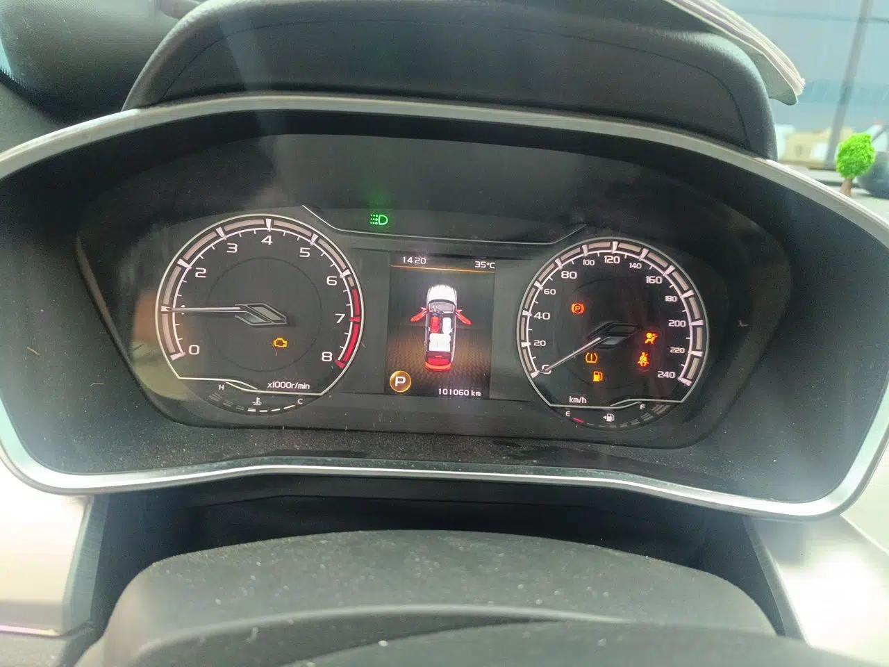Geely Auto Coolray 2019 260T DCT Knight China VI Standard — миниатюра 11