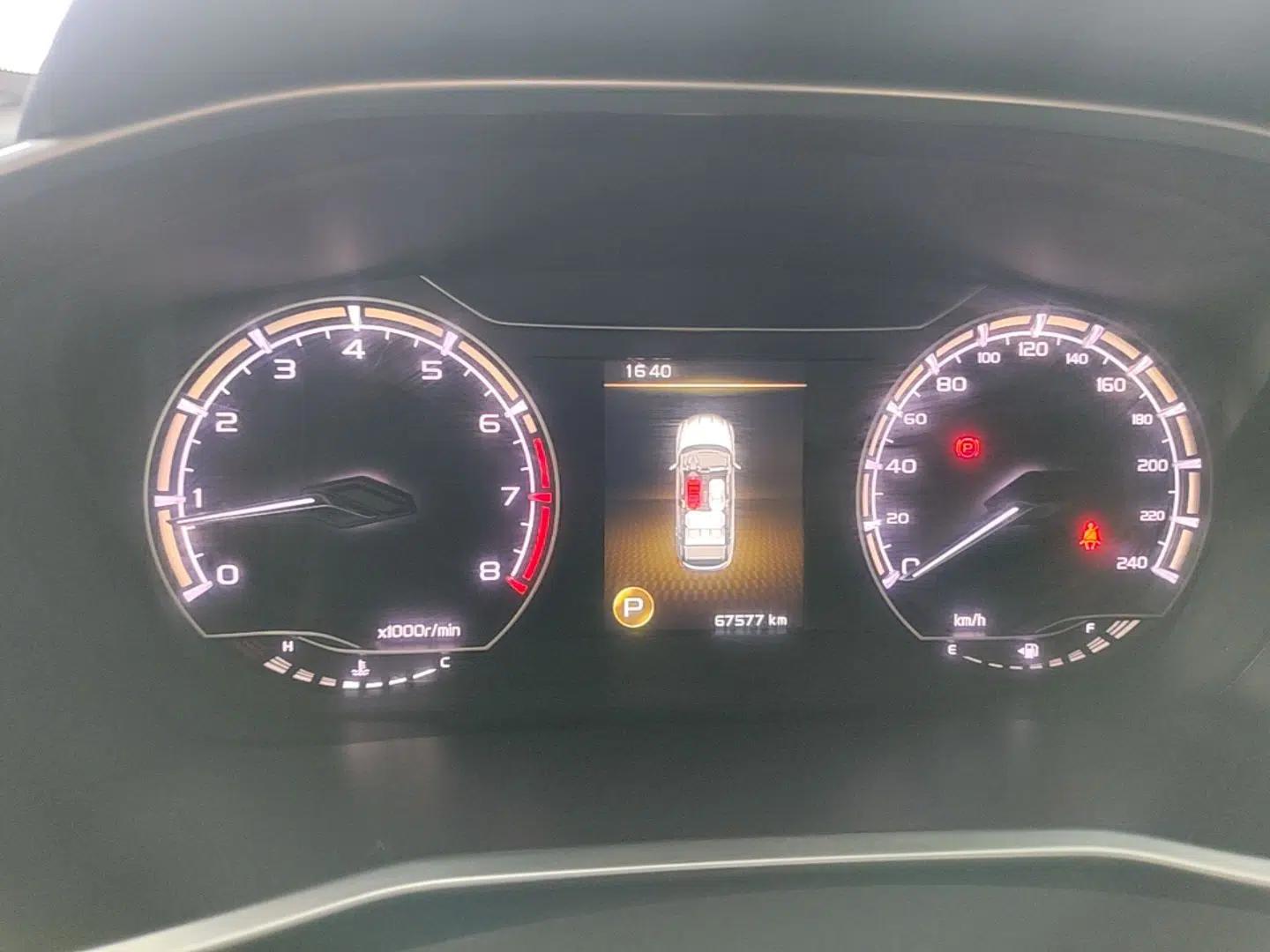 Geely Auto Coolray 2020 Facelift 240T DCT Hunter — миниатюра 14