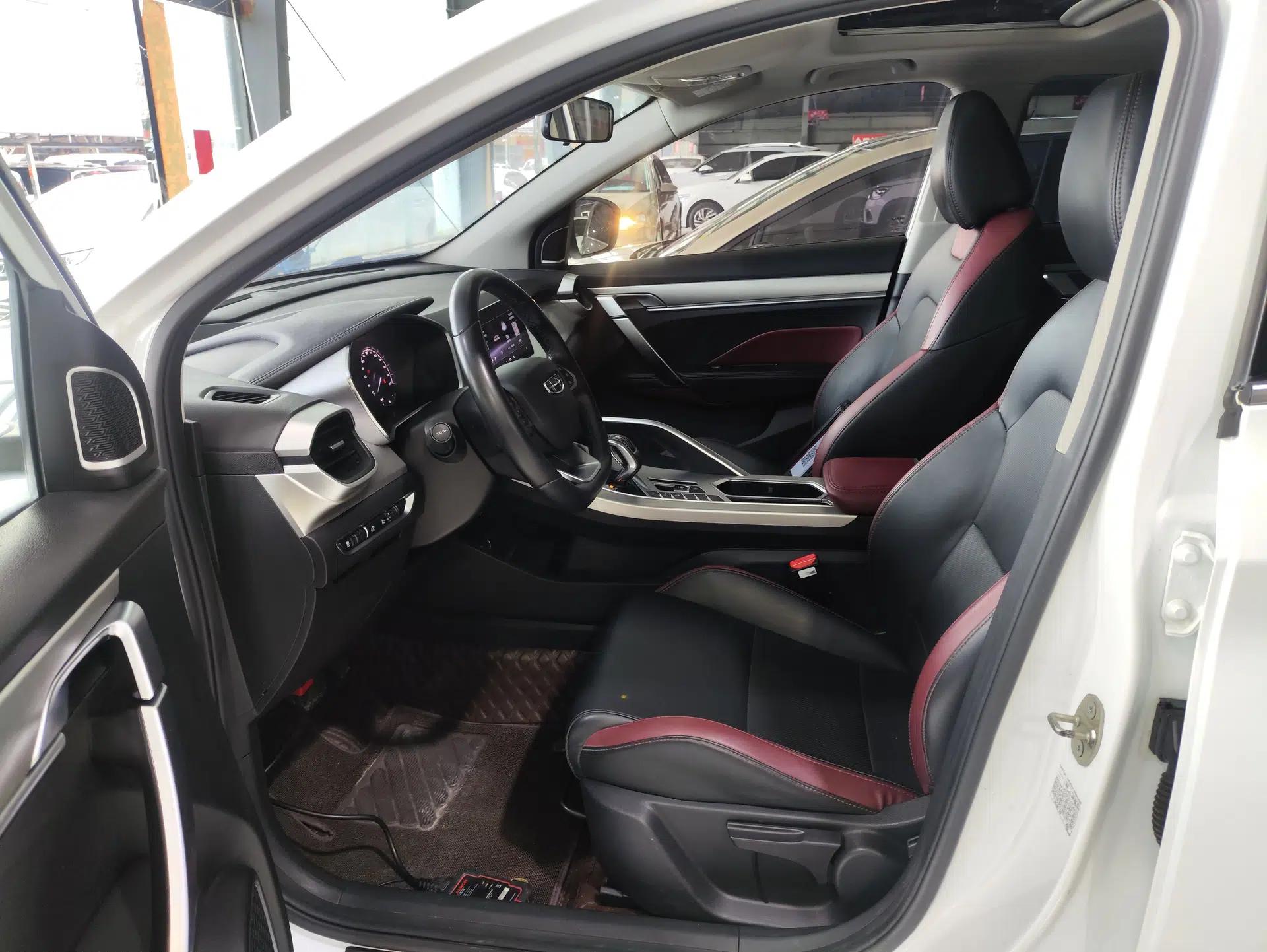 Geely Auto Coolray 2020 Facelift 240T DCT Hunter — миниатюра 17