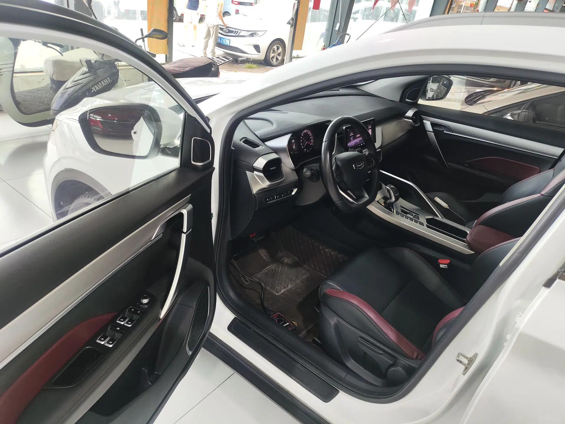Geely Auto Coolray 2020 Facelift 240T DCT Hunter — миниатюра 18