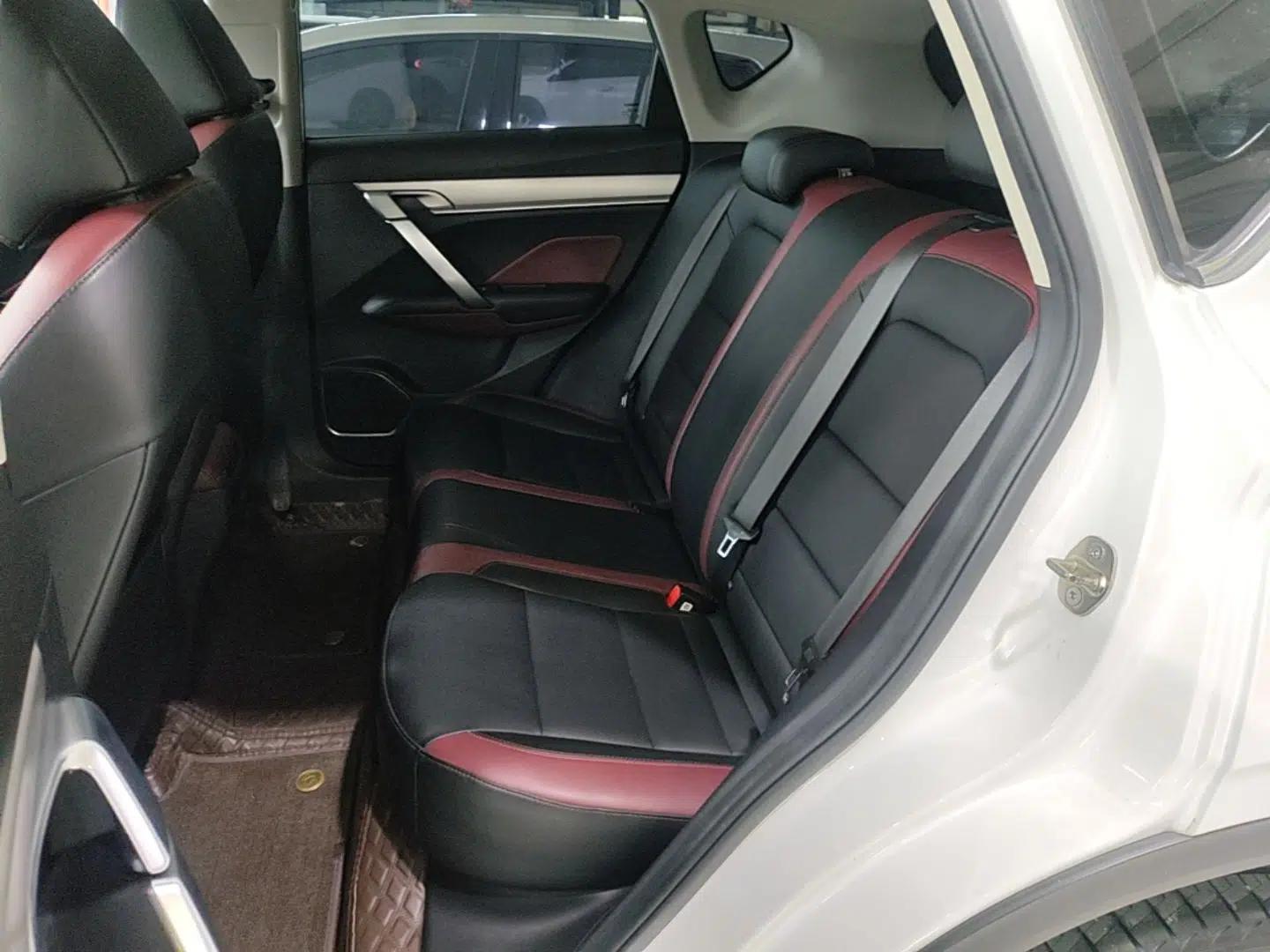 Geely Auto Coolray 2020 Facelift 240T DCT Hunter — миниатюра 20