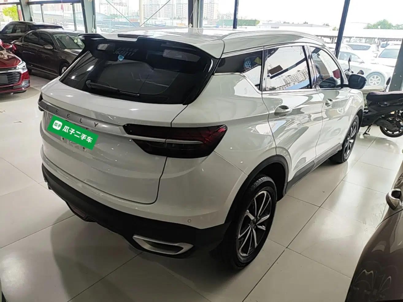 Geely Auto Coolray 2020 Facelift 240T DCT Hunter — миниатюра 6