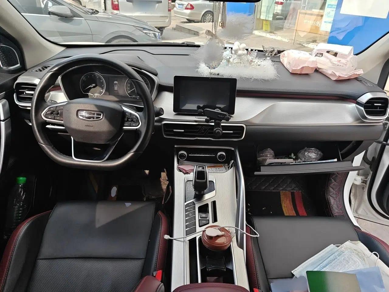 Geely Auto Coolray 2020 Facelift 240T DCT Hunter — миниатюра 18